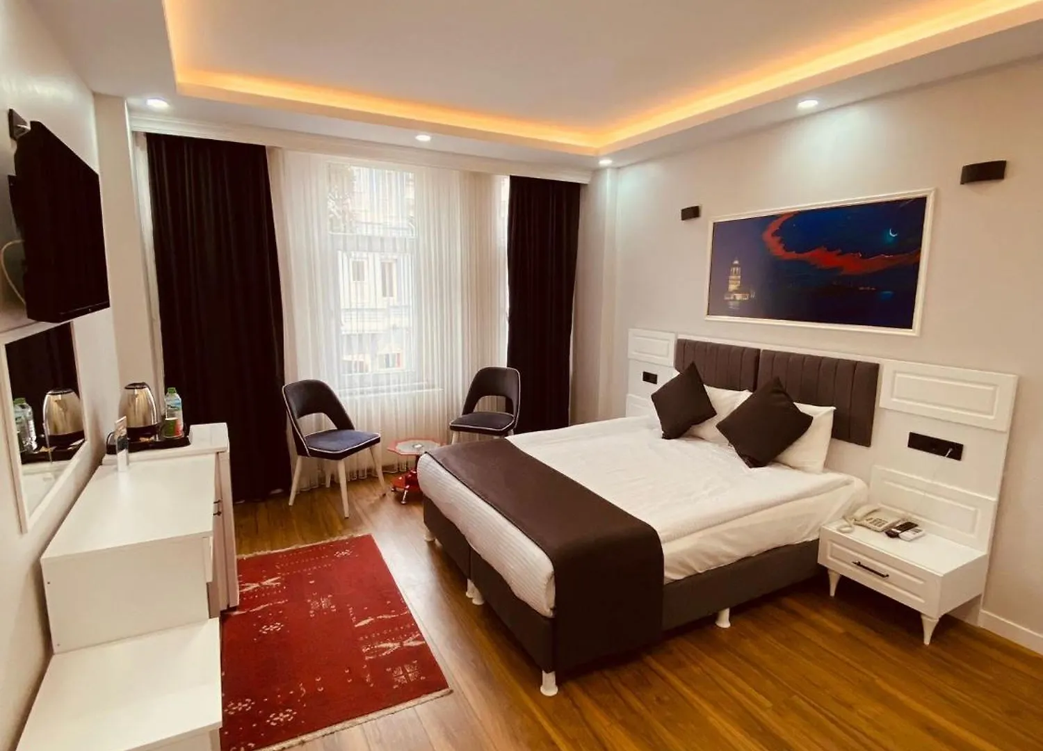 Hodegon Suite Hotel location